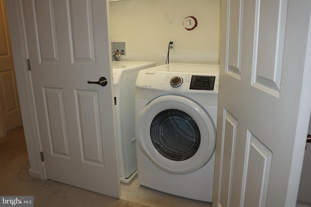 178 Creekside Way, Burlington, NJ 08016 - washroom with washing machine and clothes dryer