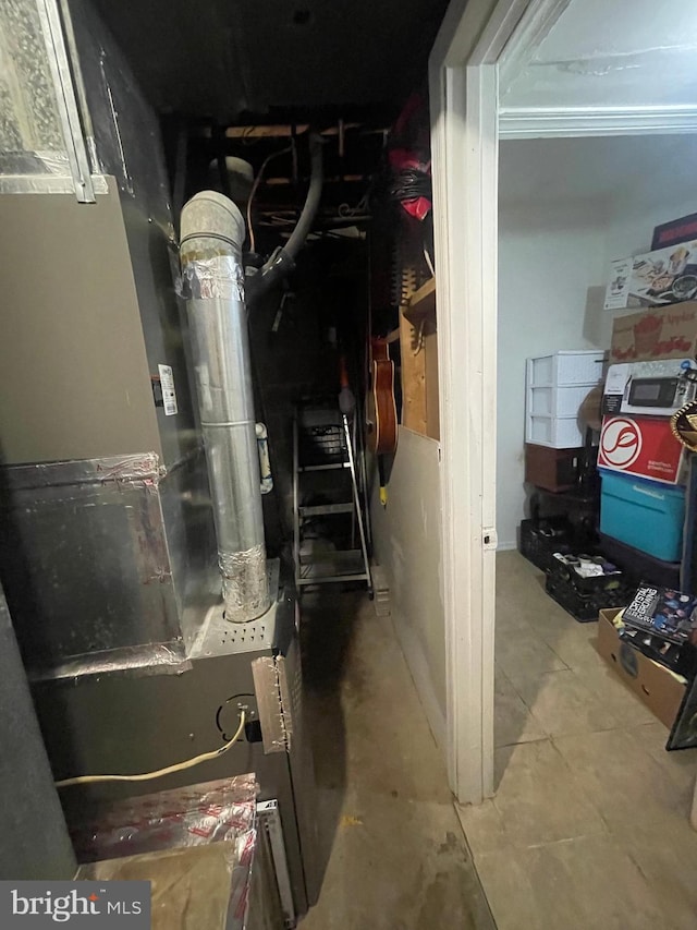utilities with heating unit