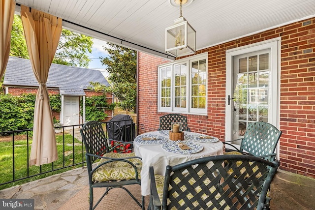 view of patio / terrace with covered porch