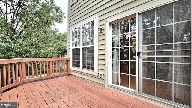 11441 Log Ridge Dr, Fairfax, VA 22030 - view of deck
