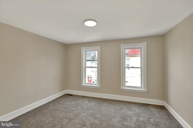 472 Atlantic Ave, Lancaster, PA 17602 - carpeted spare room featuring baseboards