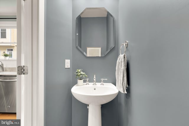 631 Regent Pl NE, Washington, DC 20017 - view of bathroom
