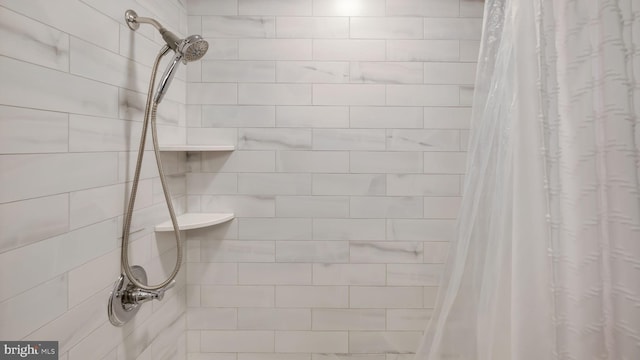 100 Lakeview Dr, Ridley Park, PA 19078 - details featuring tiled shower