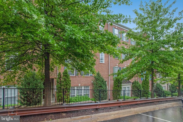 2350 Merseyside Dr, Woodbridge, VA 22191 - view of building exterior featuring fence