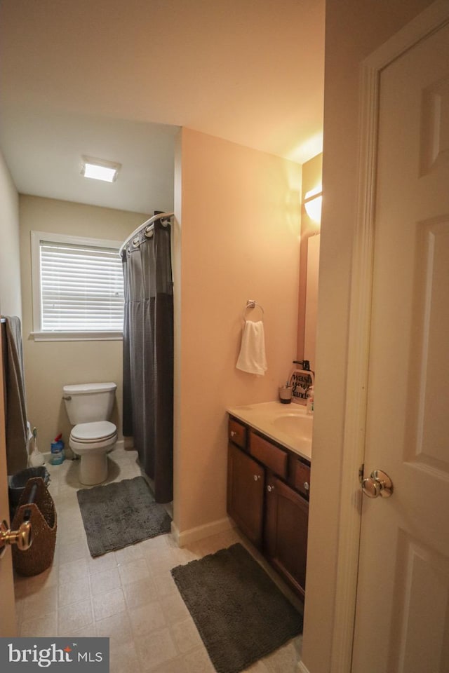 230 Jewel Dr, York, PA 17404 - full bath with toilet and vanity