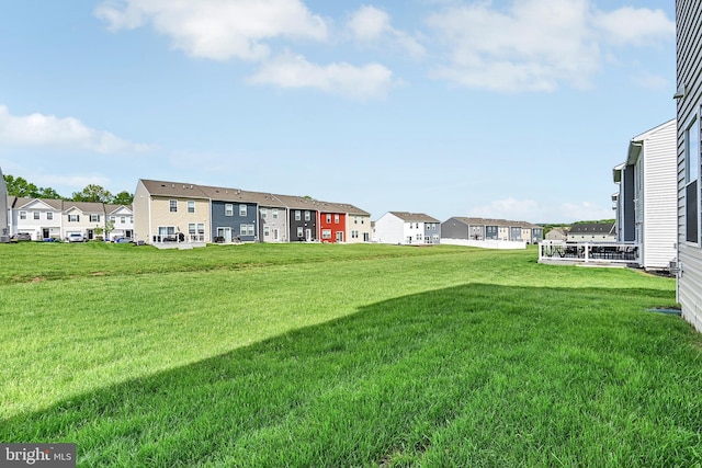 305 Maple Run Dr, York, PA 17404 - view of grassy yard featuring a residential view