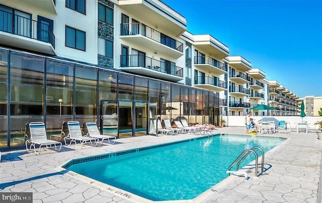 11 142nd St Unit 31003, Ocean City, MD 21842 - community pool featuring a patio area