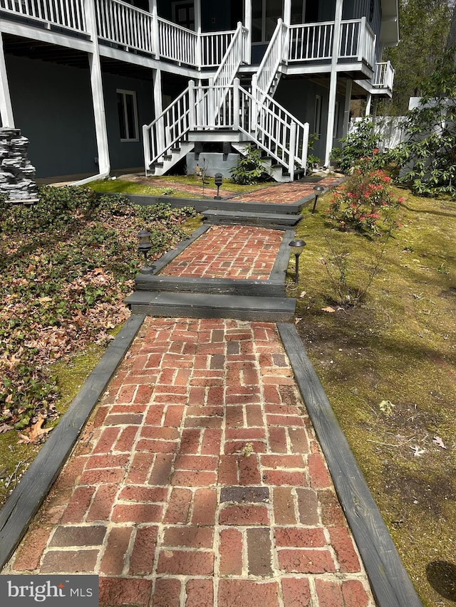 115 Carnoustie Rd, Dover, DE 19904 - surrounding community with stairway