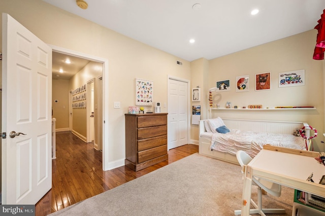 866 N 20th St, Philadelphia, PA 19130 - bedroom with wood finished floors, recessed lighting, and baseboards