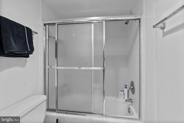 1 E University Pkwy Unit 1502, Baltimore, MD 21218 - full bath with toilet and bath / shower combo with glass door