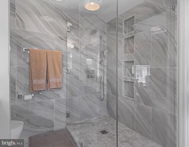 760 Whitetail Cir, King Of Prussia, PA 19406 - bathroom featuring a shower stall and toilet