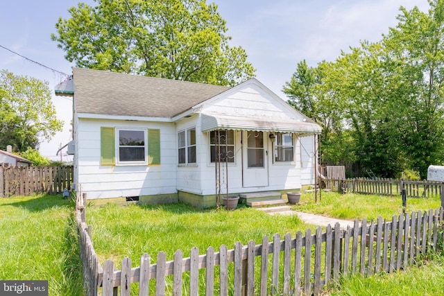 bungalow with roof with shingles