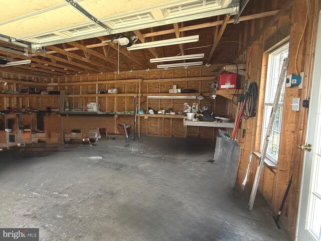 905 Burke Dr, Woodbridge, VA 22191 - view of garage