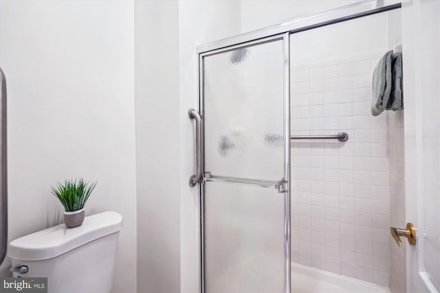 701 Ballast Way, Annapolis, MD 21401 - full bathroom featuring toilet and a stall shower