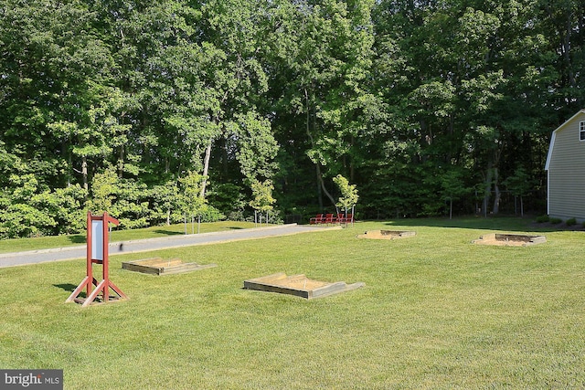 701 Ballast Way, Annapolis, MD 21401 - view of grassy yard