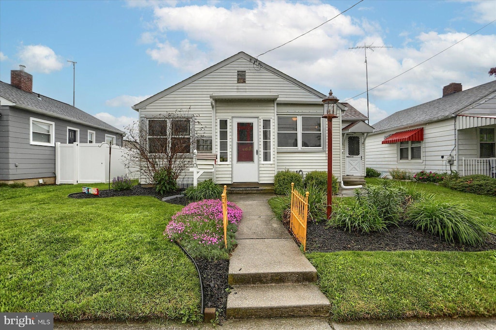 510 High St, Hanover, PA 17331 - view of front of home