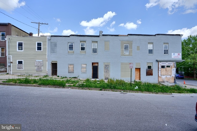 view of townhome / multi-family property