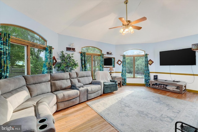177 Pearce Creek Dr, Earleville, MD 21919 - living area featuring ceiling fan, lofted ceiling, and hardwood / wood-style flooring