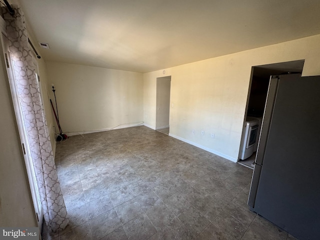 1165 S Division St, Salisbury, MD 21804 - empty room featuring baseboards and visible vents