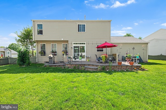 1 Deep Pond Dr, Spring City, PA 19475 - back of house with a patio area