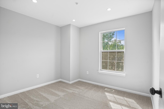 3104 Dynasty Dr, District Heights, MD 20747 - unfurnished room featuring carpet flooring, baseboards, and recessed lighting