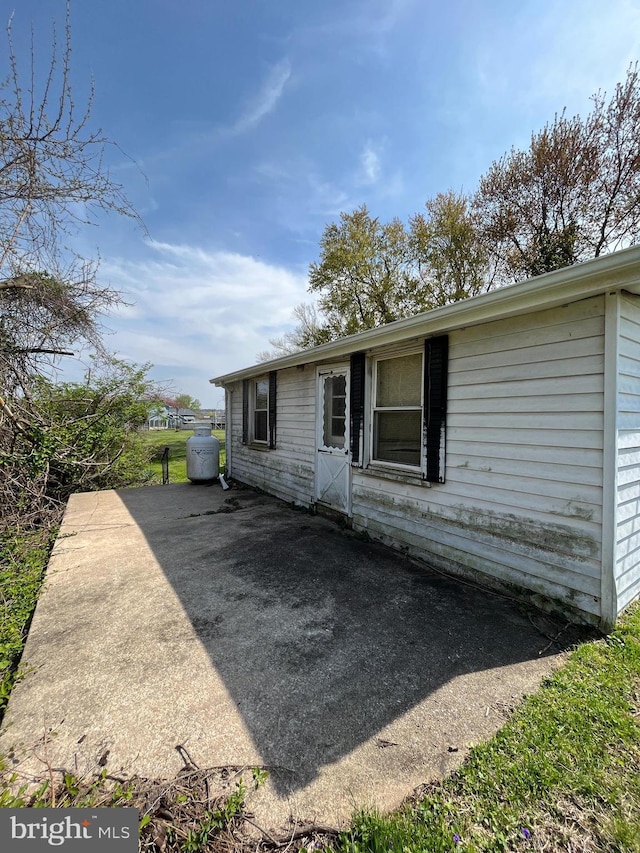 view of side of property