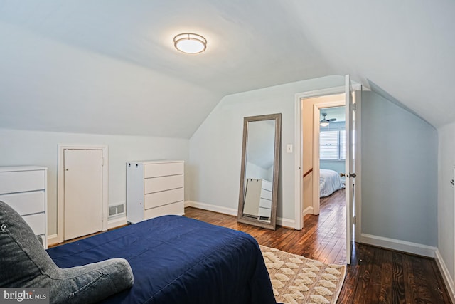 6226 Long Meadow Dr, Sykesville, MD 21784 - bedroom featuring lofted ceiling, wood finished floors, and baseboards