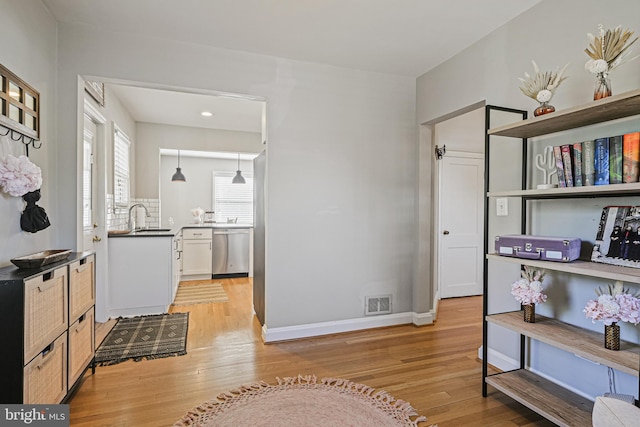 6226 Long Meadow Dr, Sykesville, MD 21784 - interior space with light wood-type flooring, baseboards, and recessed lighting