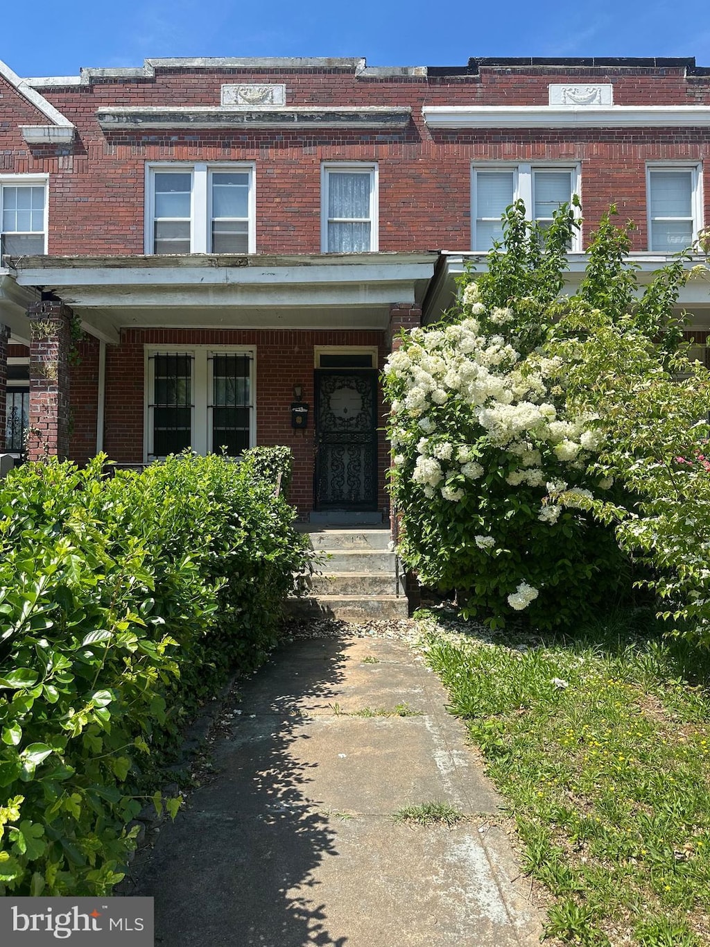 760 19th St NE, Washington, DC 20002 - view of front facade featuring brick siding