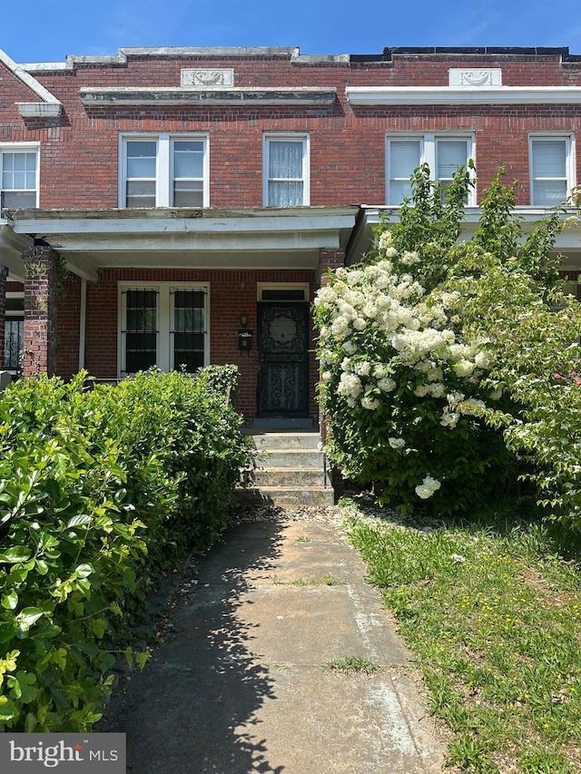 760 19th St NE, Washington, DC 20002 - view of front facade featuring brick siding