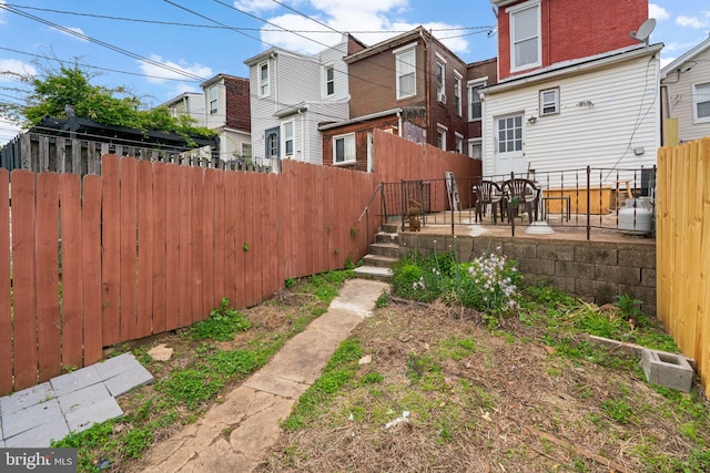 1307 Morling Ave, Baltimore, MD 21211 - fenced backyard with a residential view