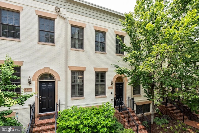 44521/2 Macarthur Blvd NW, Washington, DC 20007 - view of property with brick siding