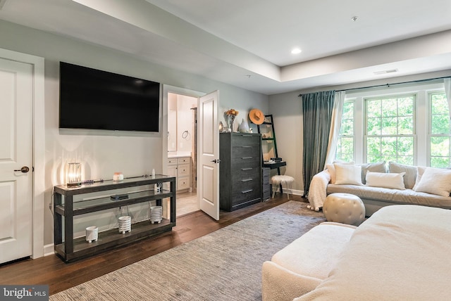 138 Merrimack Way, Arnold, MD 21012 - living area featuring dark wood finished floors, baseboards, and recessed lighting