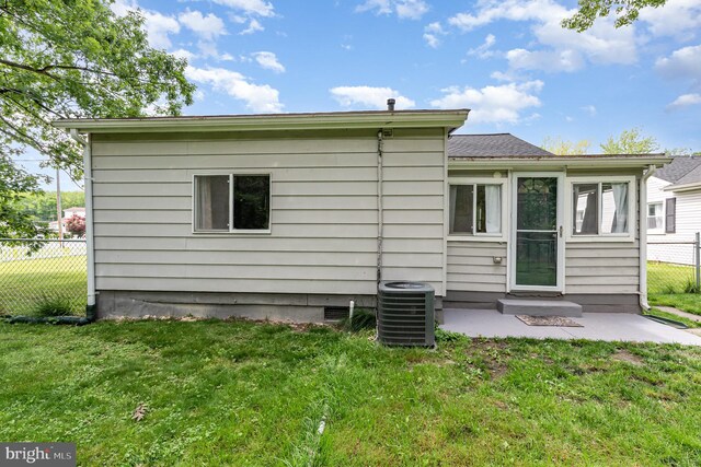 59 Transverse Ave, Middle River, MD 21220 - back of property featuring central AC