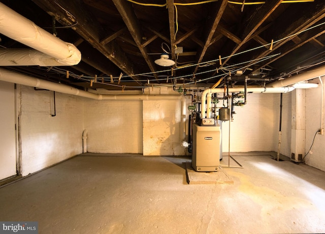 2305 Macdonough Rd, Wilmington, DE 19805 - unfinished below grade area featuring a heating unit