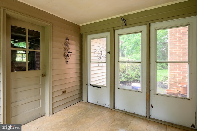 12904 Two Farm Dr, Silver Spring, MD 20904 - entryway featuring wooden walls