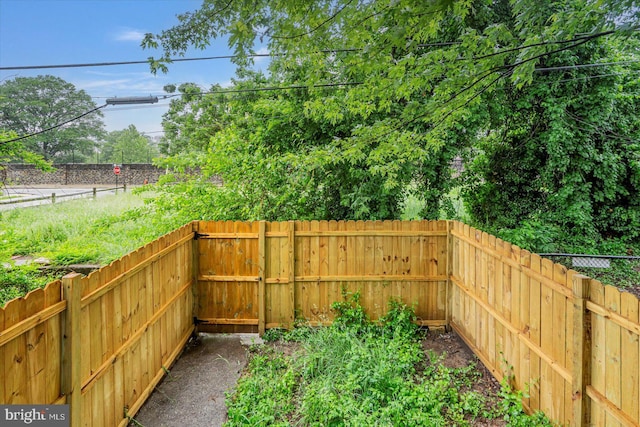 view of fenced backyard