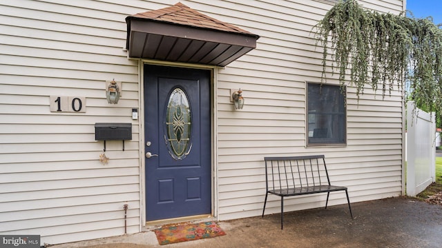 10 Queen Lily Rd, Levittown, PA 19057 - view of exterior entry