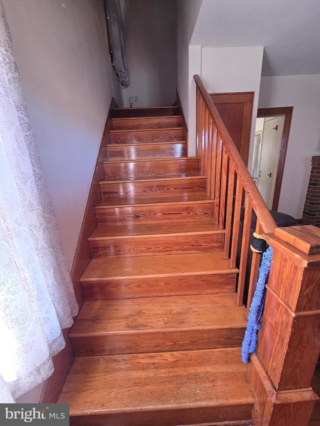 3880 Laurel Grove Rd, Federalsburg, MD 21632 - view of staircase