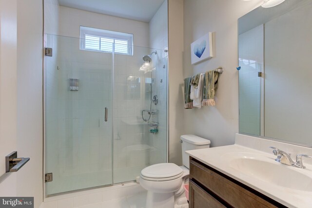 4902 Bridle Ridge Rd, Upper Marlboro, MD 20772 - full bath with a stall shower, vanity, and toilet