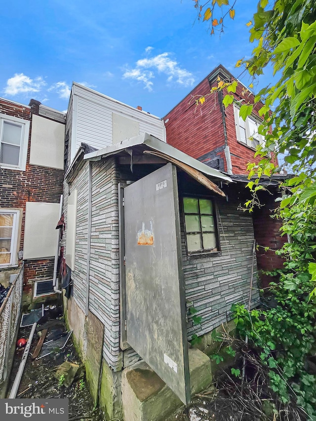1837 W Juniata St, Philadelphia, PA 19140 - view of home's exterior