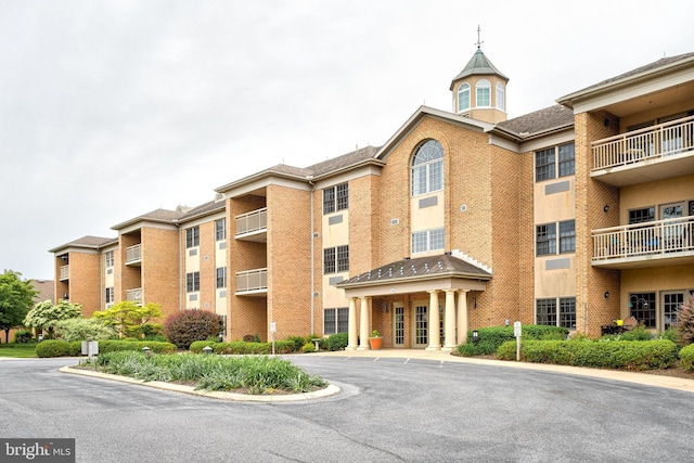 305 Village Heights Dr Unit 225, State College, PA 16801