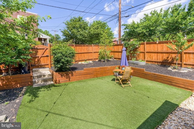 6526 N Capitol St NW, Washington, DC 20012 - view of fenced backyard