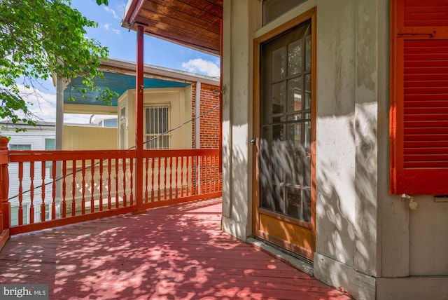 2133 Bolton St, Baltimore, MD 21217 - view of wooden terrace