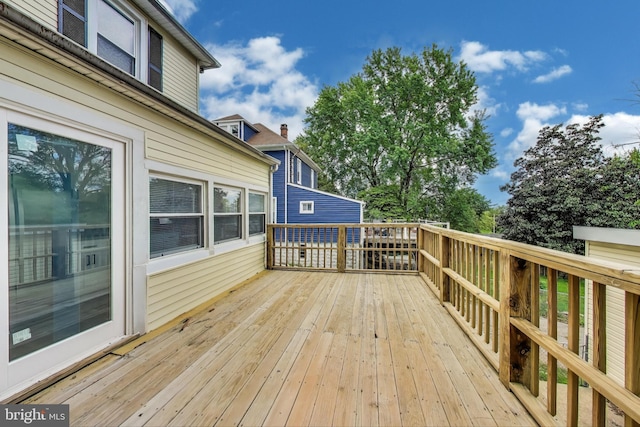 1 Maple Ave, Baltimore, MD 21206 - view of wooden deck