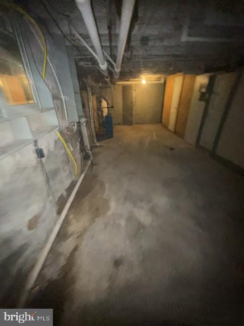 view of unfinished basement