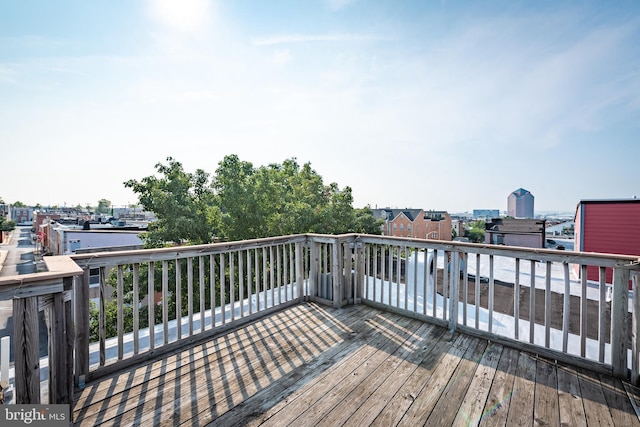 722 S Clinton St, Baltimore, MD 21224 - view of wooden terrace