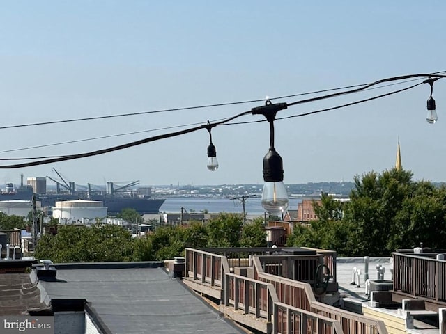 722 S Clinton St, Baltimore, MD 21224 - view of deck