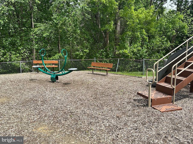 937 Dunloring Ct, Upper Marlboro, MD 20774 - view of community featuring fence and stairway