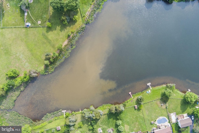 7703 Huron Dr, Gainesville, VA 20155 - drone / aerial view of a large body of water